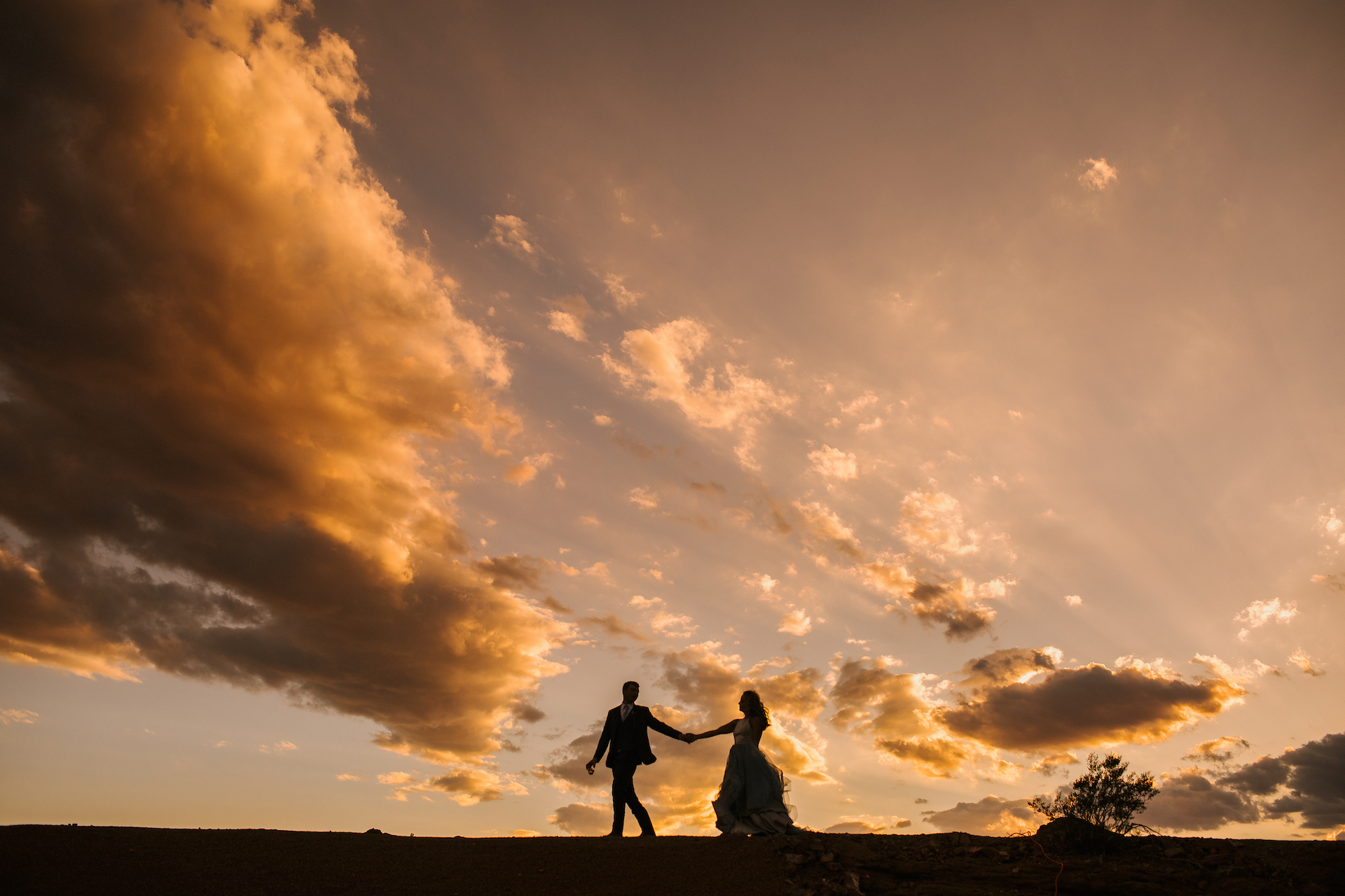 Epic Arizona sunset weddings